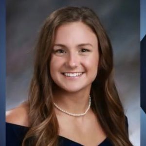 Meet your Posher, Claire